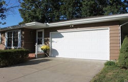 1245 SW Belle TER, Topeka, KS 66604