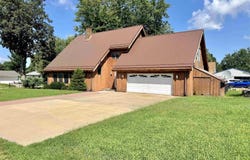 303 E Mc Kinley St., Mount Pleasant, IA 52641