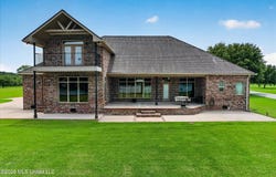6 Lunker Lane, Poplarville, MS 39470