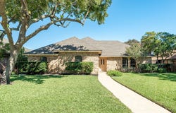 907 Rush Creek Drive, Allen, TX 75002