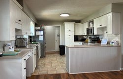 222 Skyview St, PARIS, TN 38242