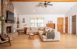 301 Lander Ln, Dripping Springs, TX 78620