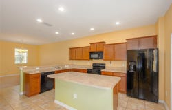 1300 SEBURN Road, APOPKA, FL 32703