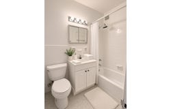 201 W 21st Street, New York, NY 10011