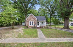 405 NE 3rd Street, Atkins, AR 72823