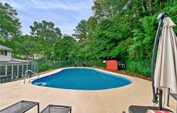 107 Windgate, Marshall, PA 15090