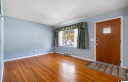 6715 Sunshine Drive, Omaha, NE 68107