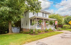 106 Arnold Ave, Houston, PA 15342