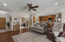 2107 Ruffles Lane, Henrietta, TX 76365