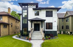 704 Monroe Avenue, River Forest, IL 60305