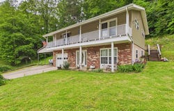77 McKenzie Addition, Van Lear, KY 41265