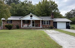 744 Cross Valley Rd, LaFollette, TN 37766