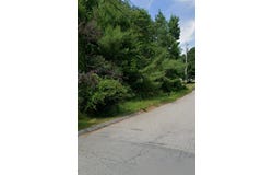 20 Saint Patrick Avenue, Lewiston, ME 04240