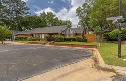 303 Canterbury Ct, Tyler, TX 75703