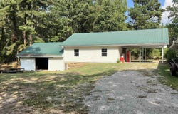 8611 Sulphur Springs, Pine Bluff, AR 71603