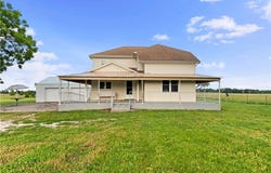 22451 S Bb Highway, Nevada, MO 64772