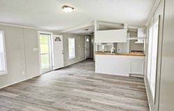 4250 OH-307, Geneva, OH 44041