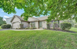 5002 Orchard Park Dr, Roanoke, VA 24019