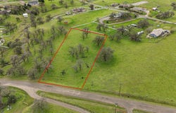 216 Lot Drive, Sanger, CA 93657