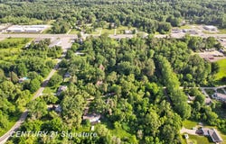 1948 E Chippewa River Road, Midland, MI 48640