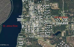 1020 ELM Street, Welaka, FL 32193