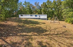 8 Lake Forest Drive, Galena, MO 65656