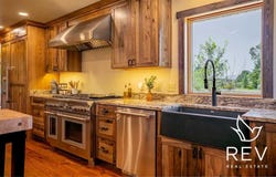 19 Diamond View Rd, Cody, WY 82414