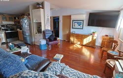 631 2ND Ave, Powers, OR 97466