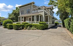 1127 Pope Street, St. Helena, CA 94574