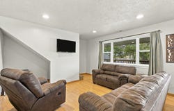 423 Eagle Drive, Reeds Spring, MO 65737