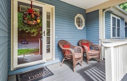 92 Colonial Dr, Sturbridge, MA 01566