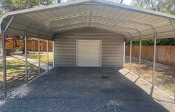 407 N Nueces St, Camp Wood, TX 78833