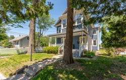 30 Rockview Ter, North Plainfield Boro, NJ 07060-4514
