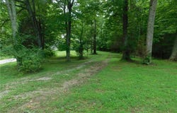 6872 E Hurst Road, Pekin, IN 47165