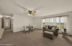 10206 STATE ROUTE 52, Versailles, MO 65084