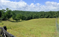 72 Fox Glen Rd, Fancy Gap, VA 24328