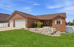 891 N Harlequin Dr, Post Falls, ID 83854