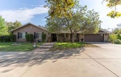 6855 Live Oak Drive, Sanger, CA 93657