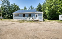 98 Thibodeau Lane, Tamworth, NH 03886