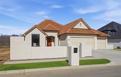 679 W 113th Court S, Jenks, OK 74037