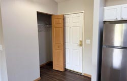 1321 Lake Drive W, Chanhassen, MN 55317