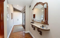 32 Randy Lane, Plainview, NY 11803