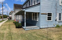 214 BROAD Street, CRUMPTON, MD 21628