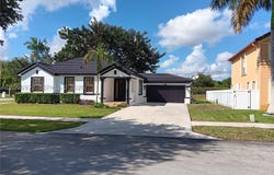 12971 SW 200th Ter, Miami, FL 33177