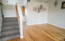 972 W Broadway Ave, Meridian, ID 83642