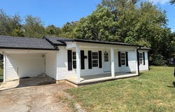 907 Lynnview Dr, Albany, KY 42602