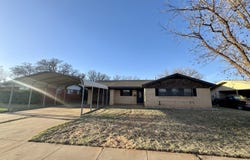 106 N 22nd Place, Lamesa, TX 79331