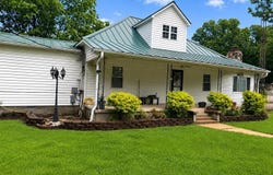 300 W Hinkley St, Brookland, AR 72417
