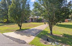 4 Douglas, Ellisville, MS 39437