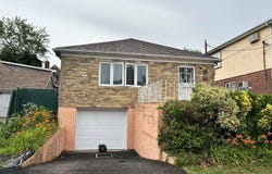196-53 45th Avenue, Flushing, NY 11358